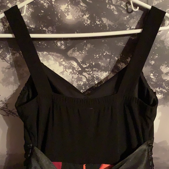 COPY - 🌹HOST PICK 🌹✨Jolie Floral evening dress 6p - Picture 4 of 16